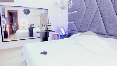 Janna online show from 04/18/26, 04:05