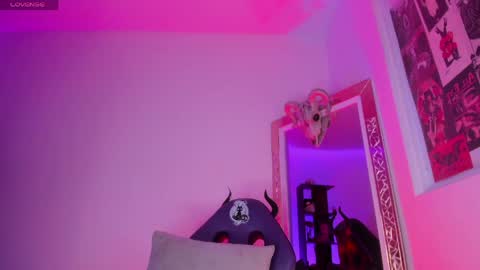 Snapshot of jannaasuna chatting on 05/17/26, 04:32 jannaasuna online show from 05/17/26, 04:32