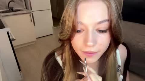 Janni online show from 11/10/25, 08:41