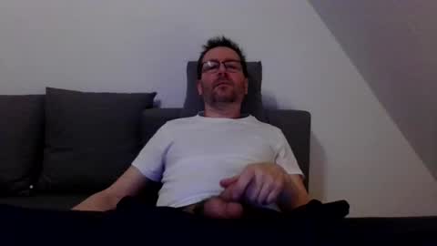 jannis_37 online show from 12/03/25, 05:22