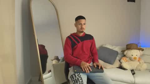 janomar01 online show from 01/18/26, 12:53