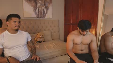 janomar01 online show from 03/31/26, 06:52