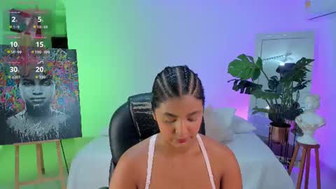 Snapshot of jany__love chatting on 06/11/26, 10:57 JANY online show from 06/11/26, 10:57