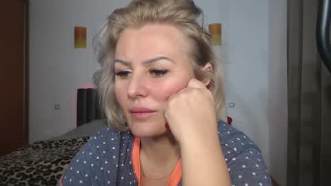 jaqueline88 online show from 01/03/25, 01:38