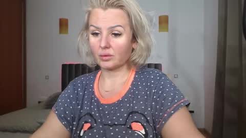 jaqueline88 online show from 01/13/25, 05:44