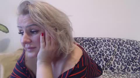 jaqueline88 online show from 01/15/25, 09:13