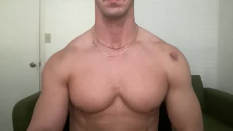 Snapshot of jared_cam chatting on 02/18/26, 01:51 jared_cam online show from 02/18/26, 01:51