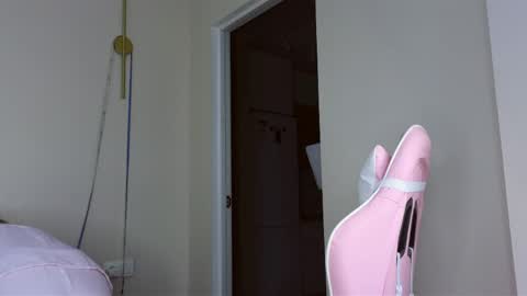 Jasmine online show from 04/11/26, 07:18