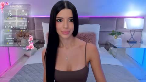 Jasmi online show from 09/20/25, 12:17