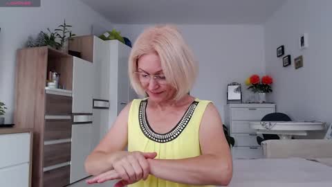 Jasmin room for people 40 online show from 10/05/25, 12:36