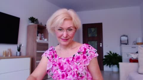 Jasmin room for people 40 online show from 02/06/26, 07:23