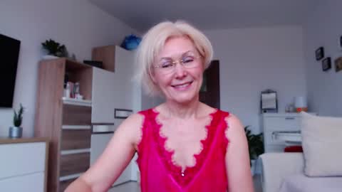Jasmin room for people 40 online show from 02/22/26, 01:09