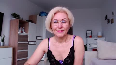 Jasmin room for people 40 online show from 02/23/26, 07:28