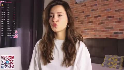 Chloe online show from 09/21/25, 06:04