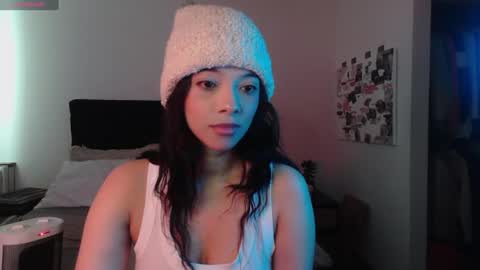 Snapshot of jasmine_019 chatting on 07/13/26, 05:38 J- next transmission december 4 online show from 07/13/26, 05:38