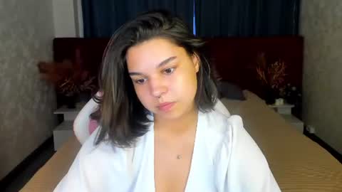 Snapshot of jasmine_burke chatting on 07/07/26, 01:08 Jasmine Burke online show from 07/07/26, 01:08