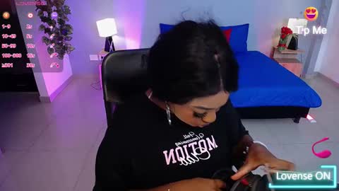 Instagram jasminecampbell1  online show from 03/18/26, 01:25