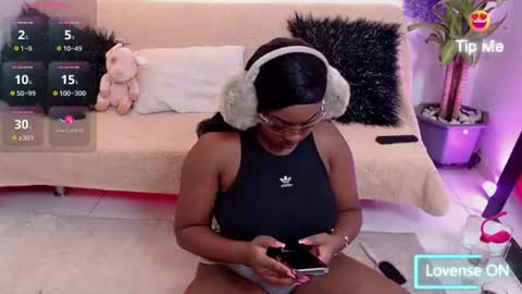 Instagram jasminecampbell1  online show from 07/14/26, 11:10
