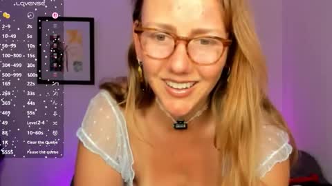 Jasmine Daze online show from 03/25/26, 12:05