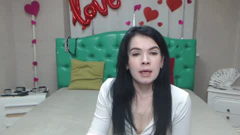 JasmineKouch online show from 04/01/26, 06:16