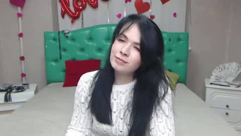 Snapshot of jasminekouch chatting on 04/29/26, 05:41 JasmineKouch online show from 04/29/26, 05:41