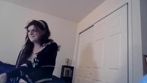 Snapshot of jasminelegscd chatting on 04/02/26, 10:51 jasminelegscd online show from 04/02/26, 10:51