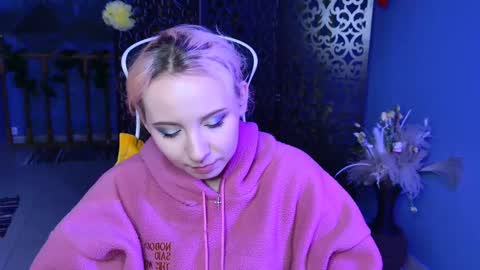 Jasmine online show from 03/11/25, 08:20