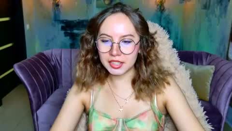 Snapshot of jasminemilko chatting on 06/17/26, 05:10 Jasmine online show from 06/17/26, 05:10