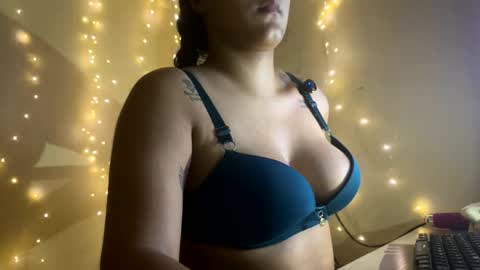 Jasmine online show from 03/22/26, 01:31