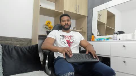 Jason online show from 10/20/25, 05:35