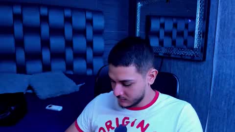 Snapshot of jason_shaw_ chatting on 09/13/25, 03:39 Jasson Shaw online show from 09/13/25, 03:39