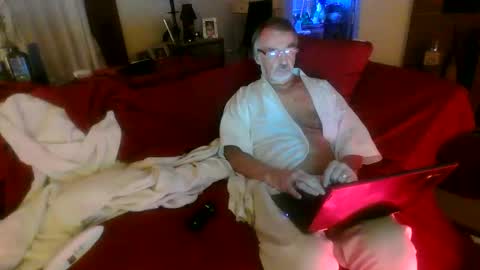 Jason online show from 11/26/25, 08:04