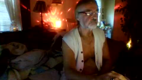Snapshot of jasonreloaded694u chatting on 05/24/26, 12:10 Jason online show from 05/24/26, 12:10