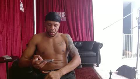 Snapshot of jasonsweets chatting on 12/25/24, 01:20 Jason Sweets online show from 12/25/24, 01:20