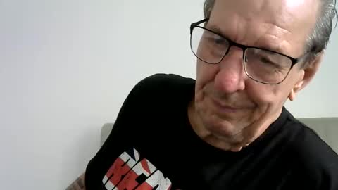 Snapshot of jaspal55 chatting on 06/06/26, 02:00 jaspal55 online show from 06/06/26, 02:00
