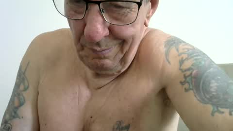 Snapshot of jaspal55 chatting on 06/09/26, 11:44 jaspal55 online show from 06/09/26, 11:44