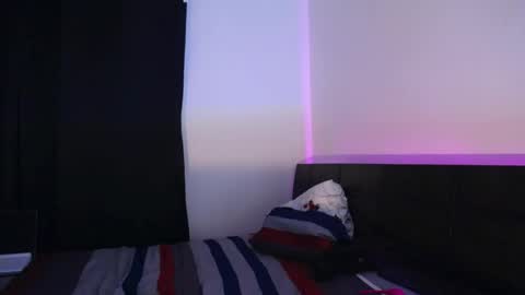 jaspeer__ online show from 04/14/26, 10:27