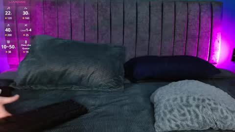 Jason  Emma online show from 03/05/25, 05:40