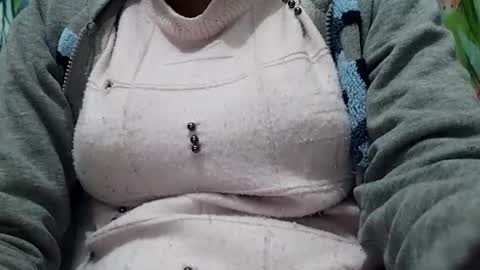 jasspreettt online show from 02/05/25, 11:34