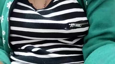 jasspreettt online show from 12/04/25, 01:48