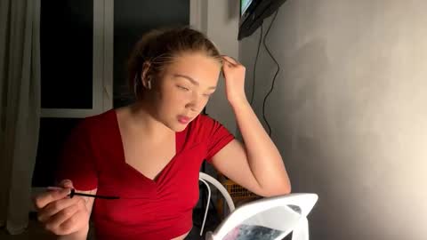 Ginny online show from 12/22/25, 06:16