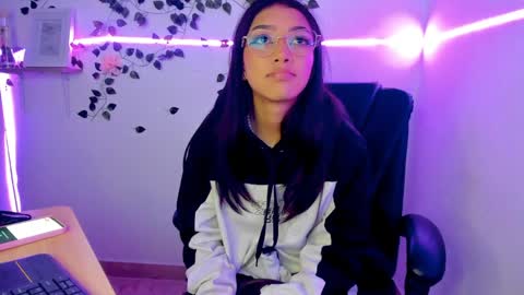 Jaulyn online show from 04/18/26, 03:49