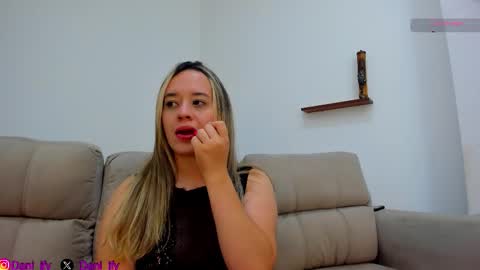 dani and javi online show from 12/22/25, 01:46