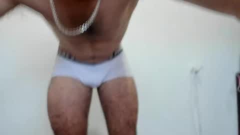 Javier  online show from 04/03/26, 05:00