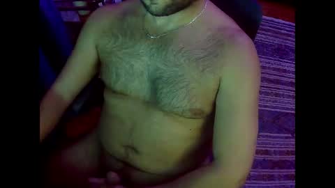 javi online show from 02/18/25, 05:42