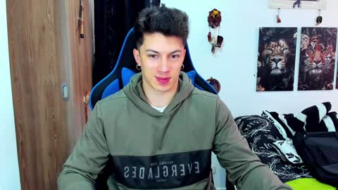 Javier online show from 12/09/24, 05:19