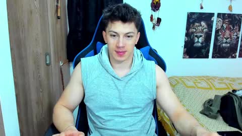 Javier online show from 12/29/24, 05:33