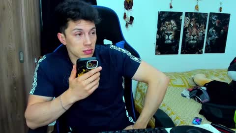 Javier online show from 01/11/25, 02:30