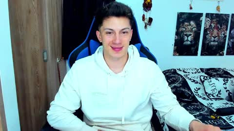 Javier online show from 01/22/25, 07:56