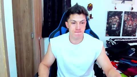 Javier online show from 02/14/25, 06:51